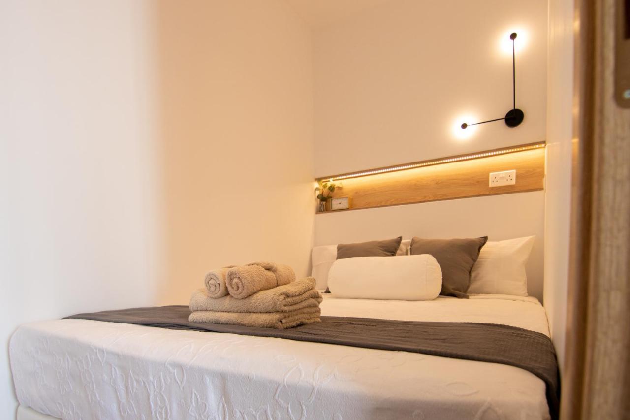 Phaedrus Living Seaview Modern Flat Lighthouse 52 Apartamento Pafos Exterior foto